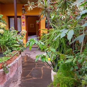La Asomada Del Gato Landhaus